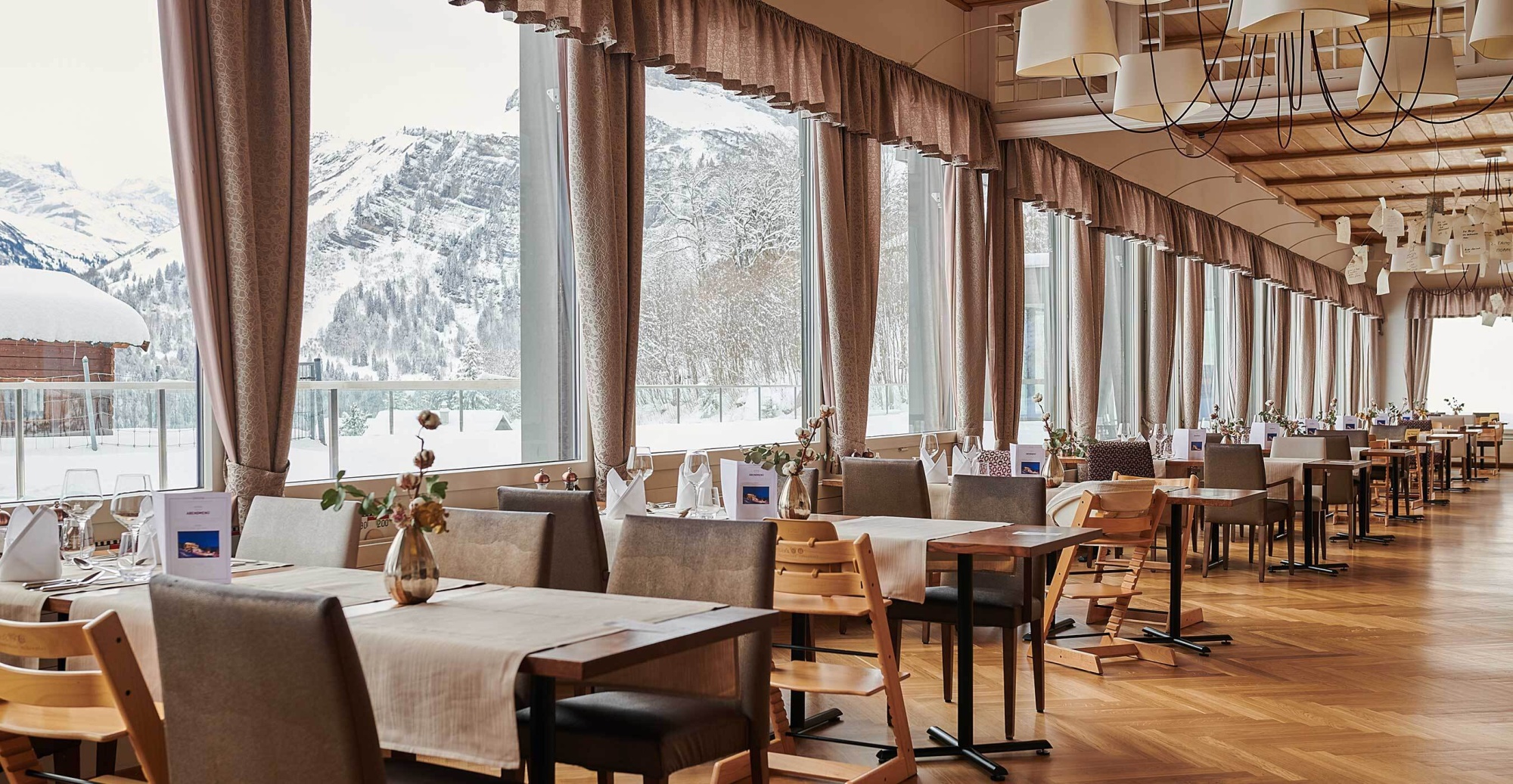 Abendessen maerchenhotel braunwald 01